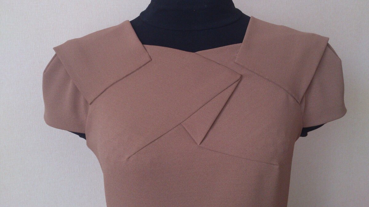 Платье по мотивам Роланд Мюре