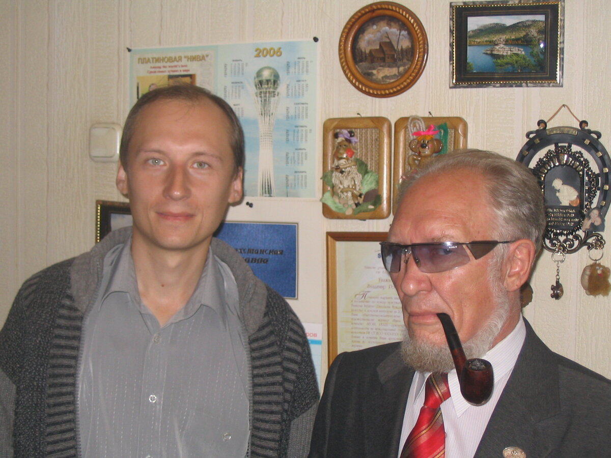 Владимир Гундарев с автором этих строк, 2006 год, Астана, редакция журнала "Нива".