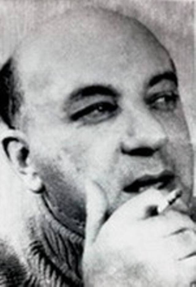 Павел Леонидов
