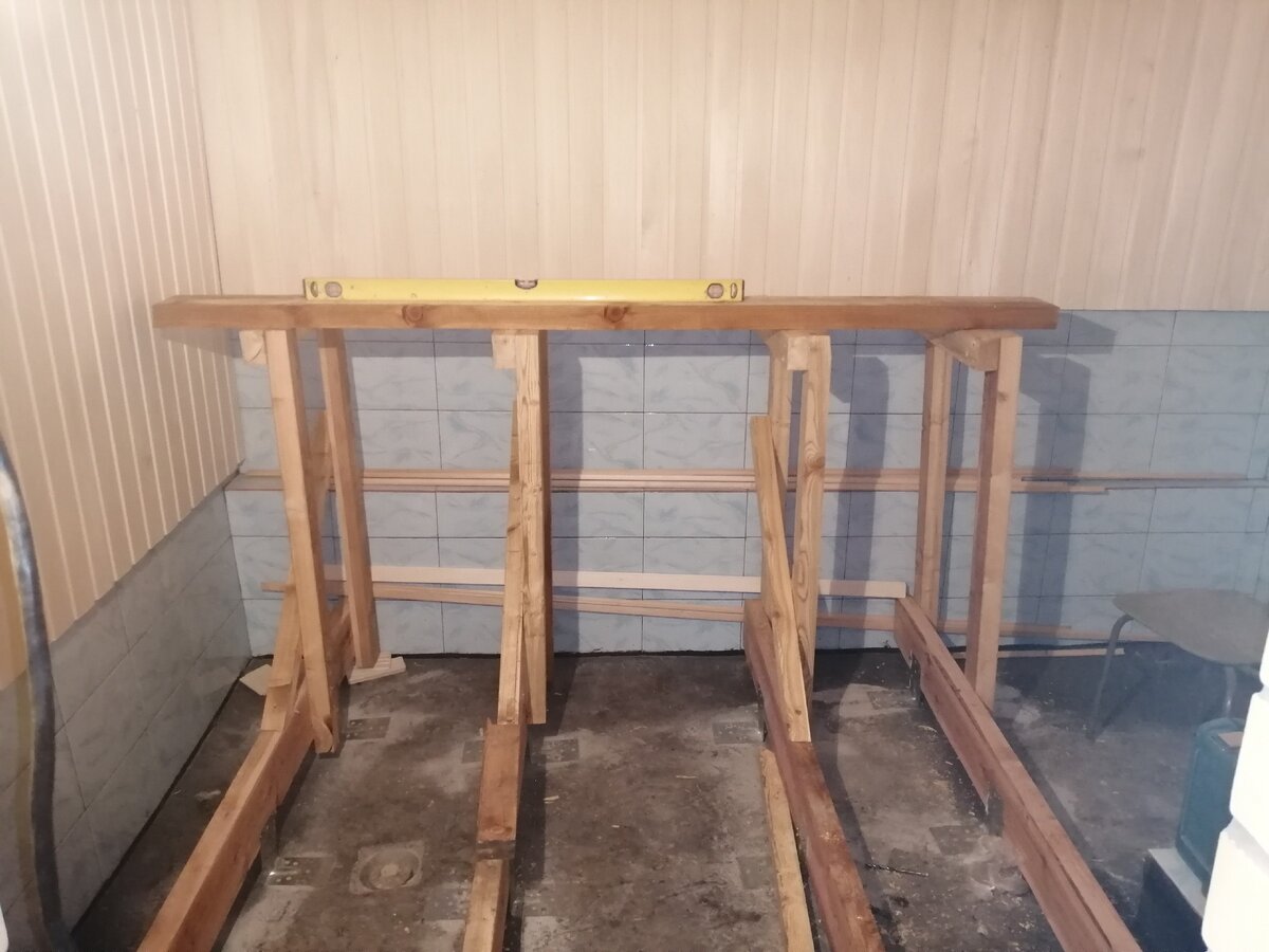 Вот такую конструкцию пришлось собирать. 