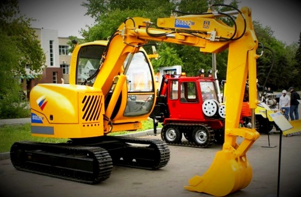 экскаватор челябинск. экскаватор jcb js205nlc - 2021. экскаватор полноповоротный ек 14. эо-112м. Hyundai r140w-7.
