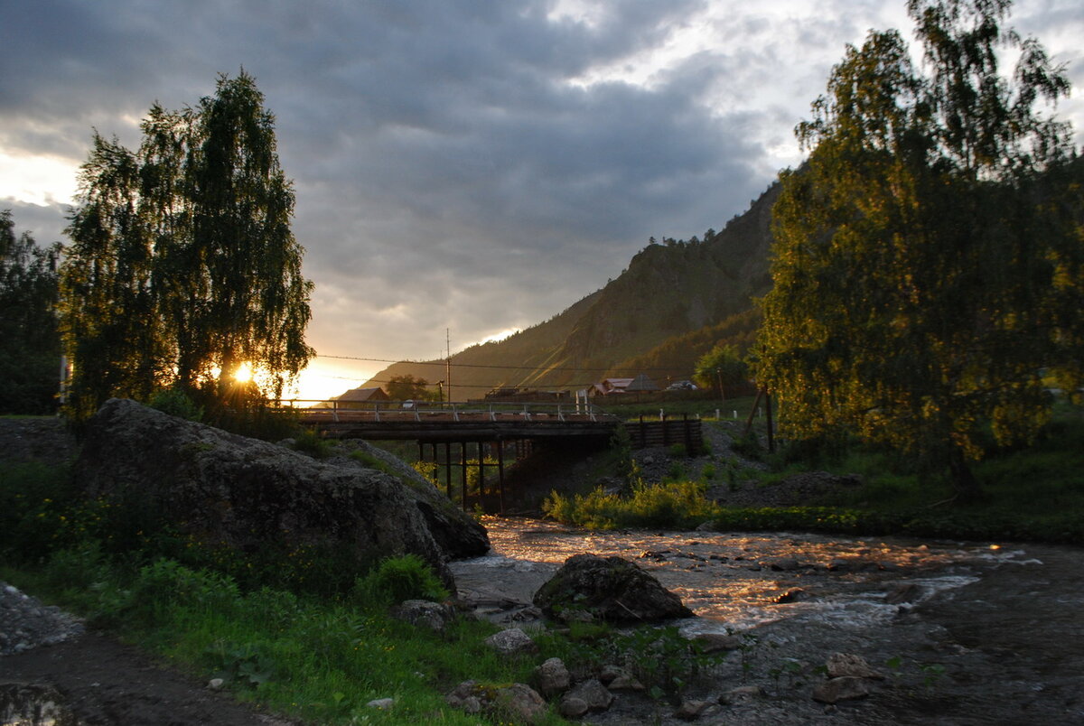 Село Узнезя Чемальский район Алтай