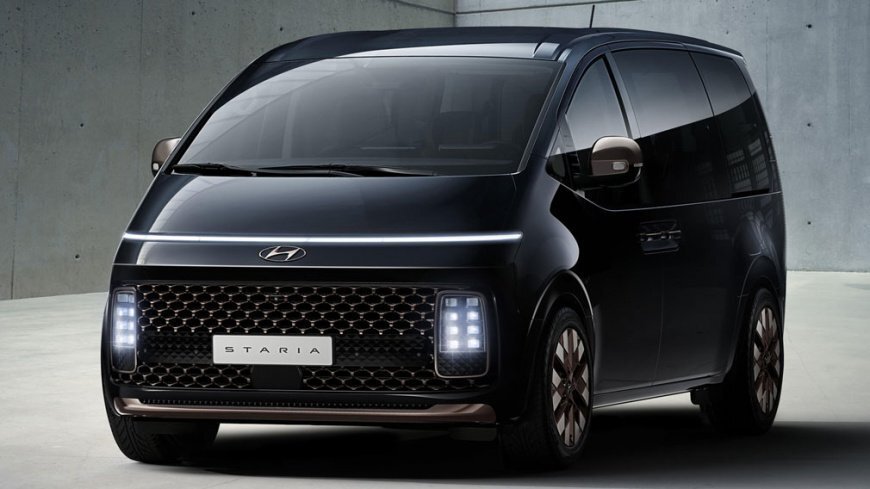 Hyundai Staria Premium 