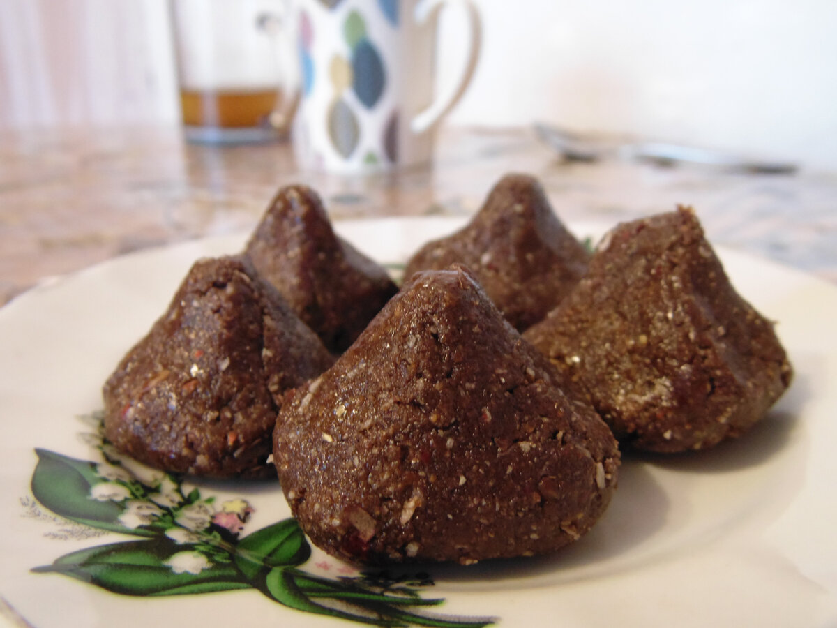 Шоколадные трюфели без сахара и маргарина. Самый простой рецепт вкусных трюфелей