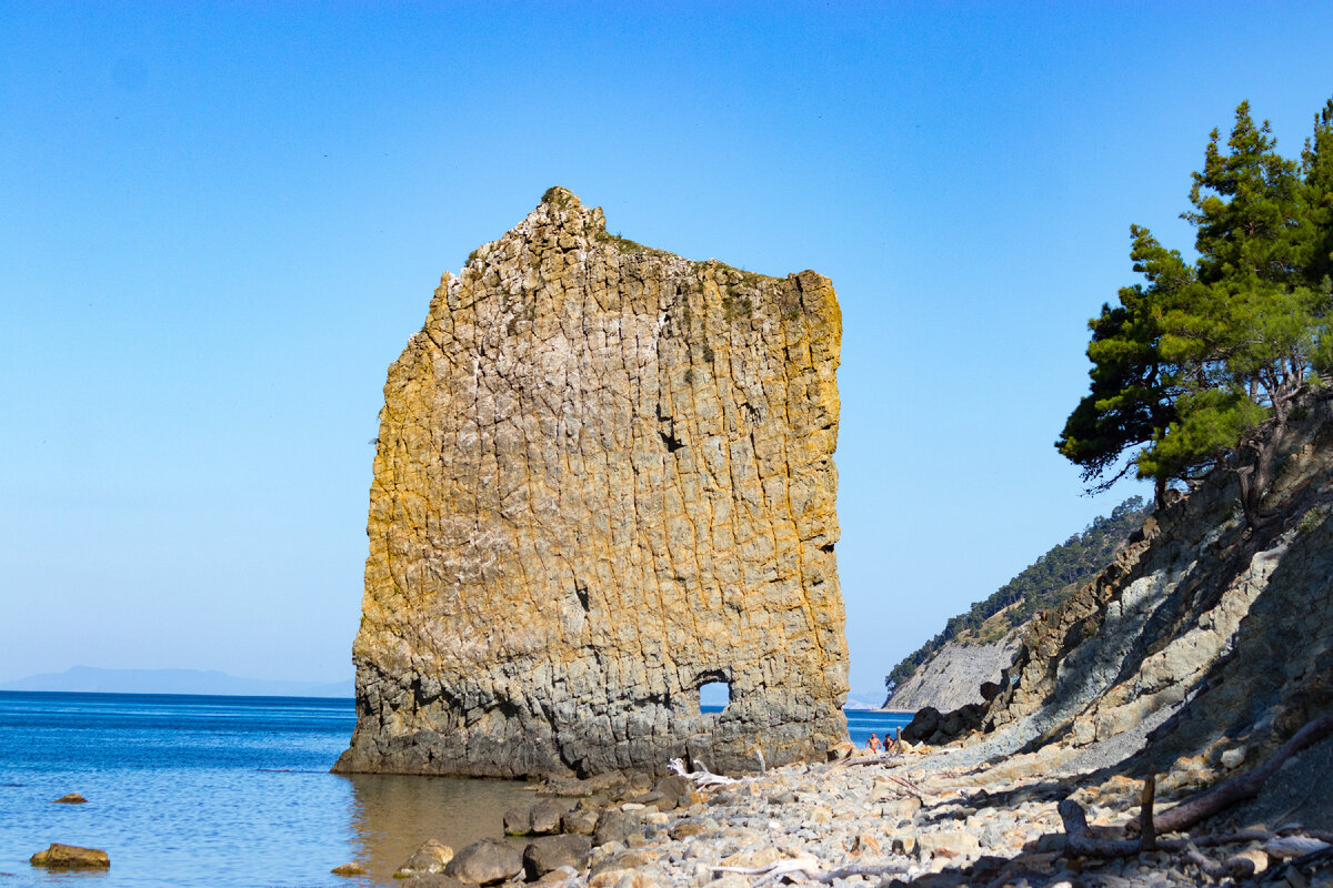 Скала Парус черное море Геленджик