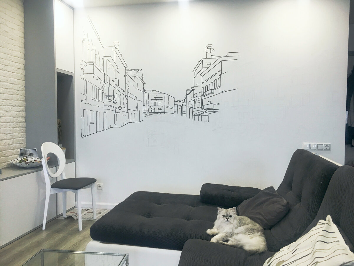 Заказчику предлагала 10 вариантов различной графики и в итоге остановились на этом изображении.