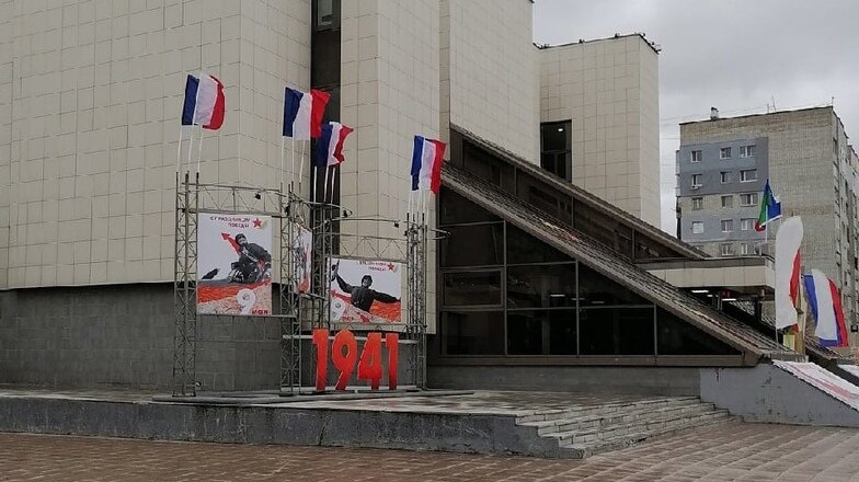 Фото: ЧП Нижневартовска / Вконтакте В администрации пояснили, что во всём виноват ракурс