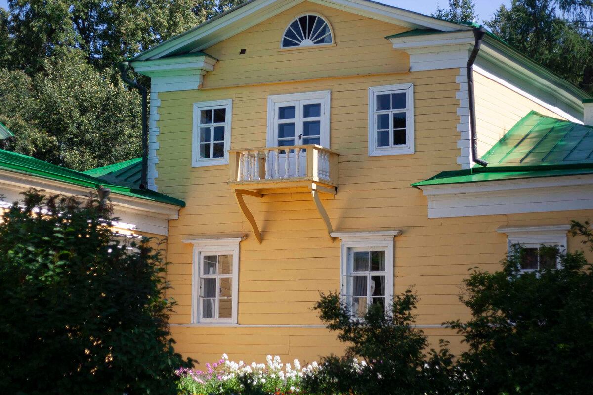 Барский дом