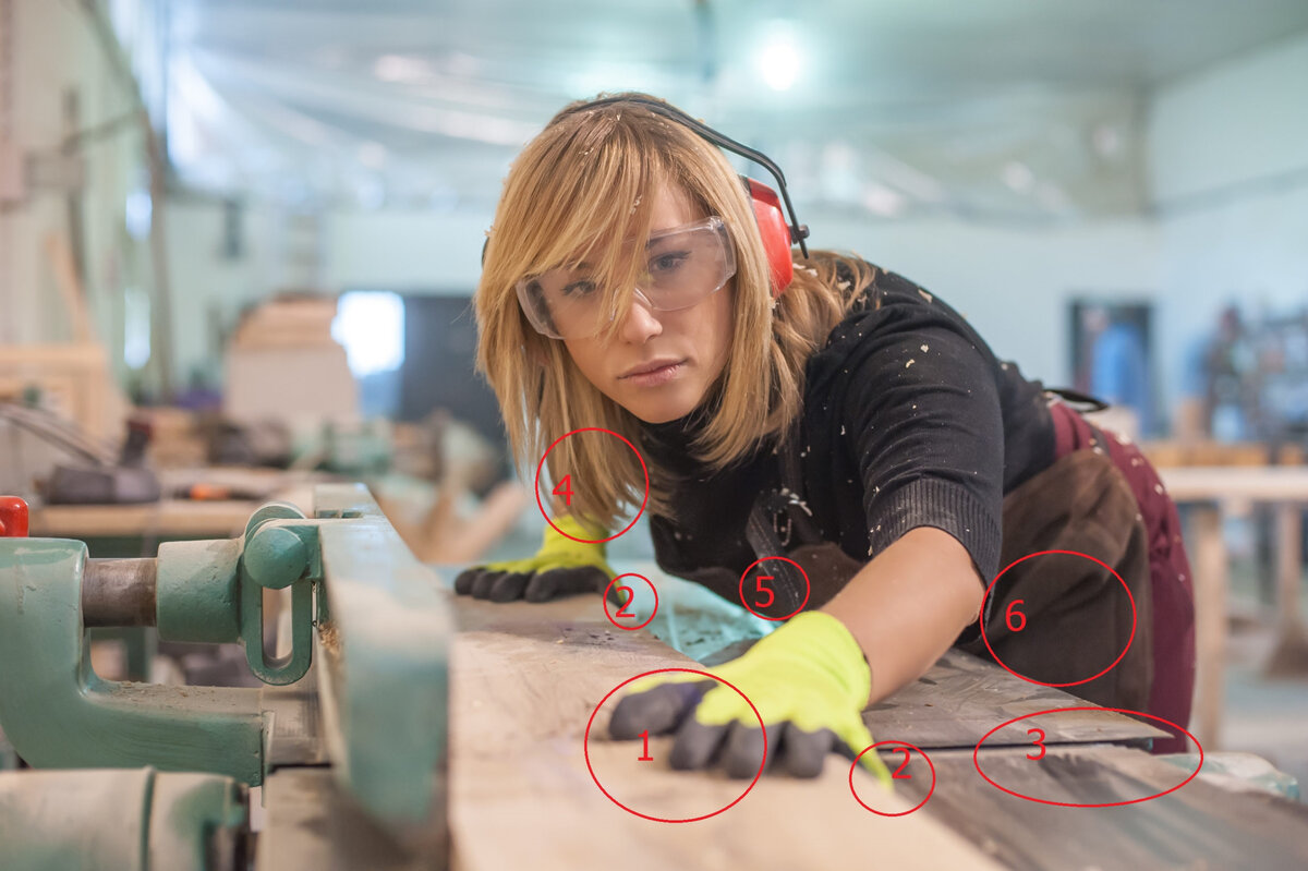 Для удобства сделал пометки прямо на фото