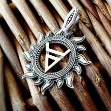 Оберег Велес.