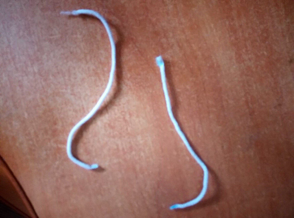 Верёвочки от использованных масок 