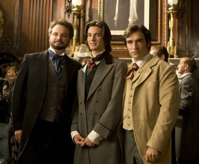 Кадр из фильма "Дориан Грей", 2009 г.