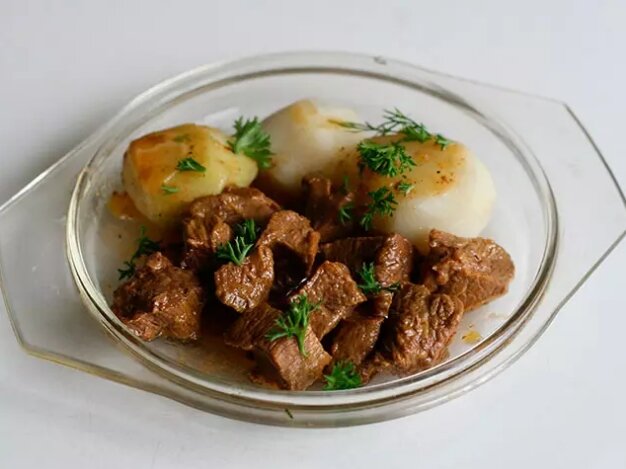 Жареная говядина — рецепт с фото пошагово. Как пожарить говядину с луком на сковороде?
