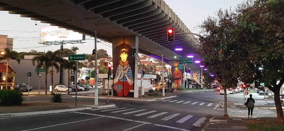 Улица города Кампинас, где мы с Элио и живем. Фото мое.