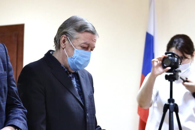 Михаил Ефремов