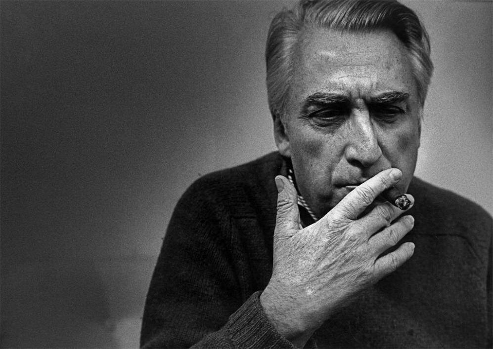 Ролан Барт (12.11.1915 — 26.03.1980) — французский философ, литературовед, эстетик, представитель структурализма, постструктурализма и семиотик