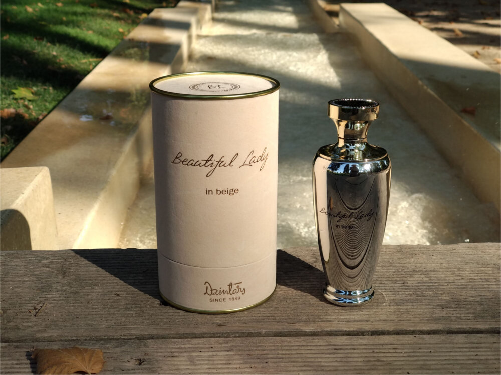 Beautyful Lady in beige - одна из последних парфюмерных новинок Дзинтарса