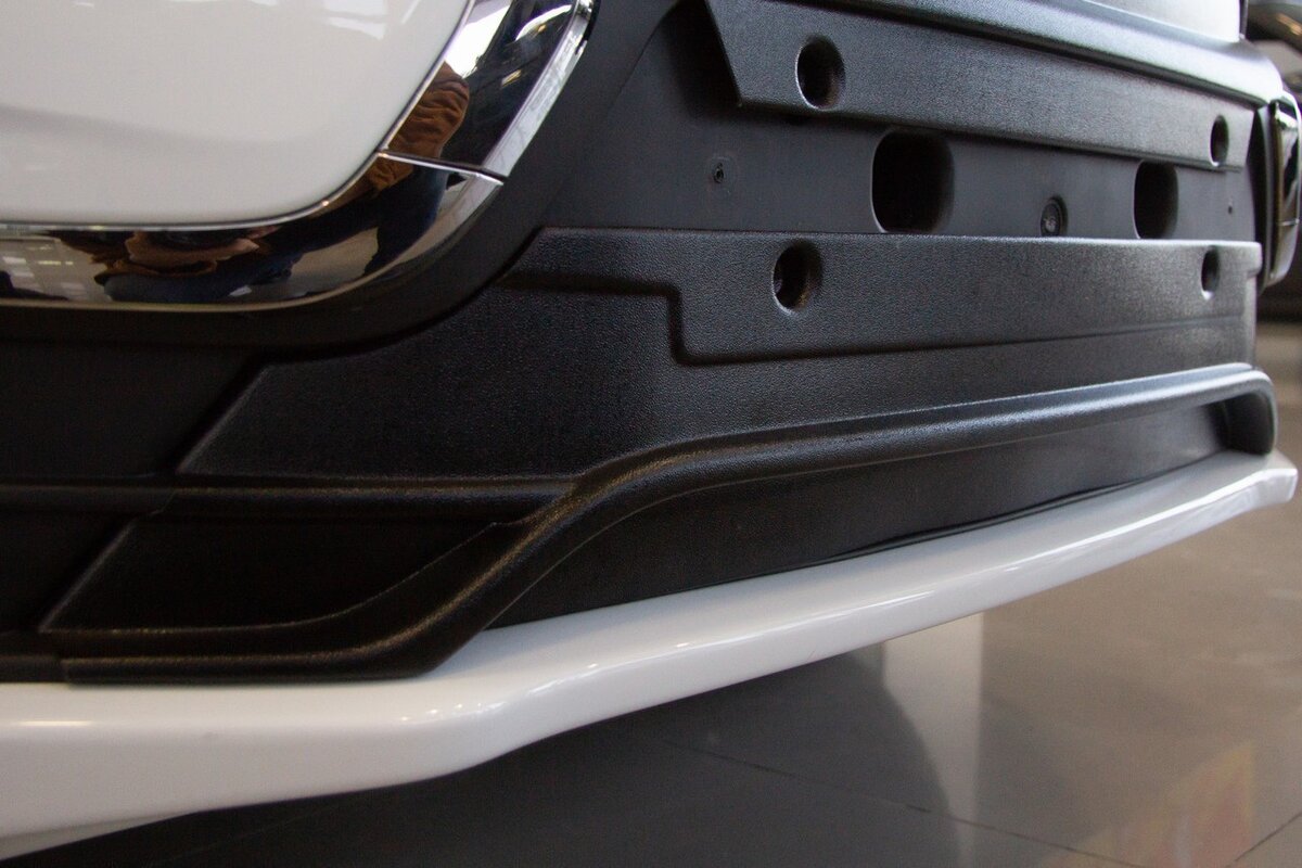 Нижняя защита радиатора для Lada Vesta