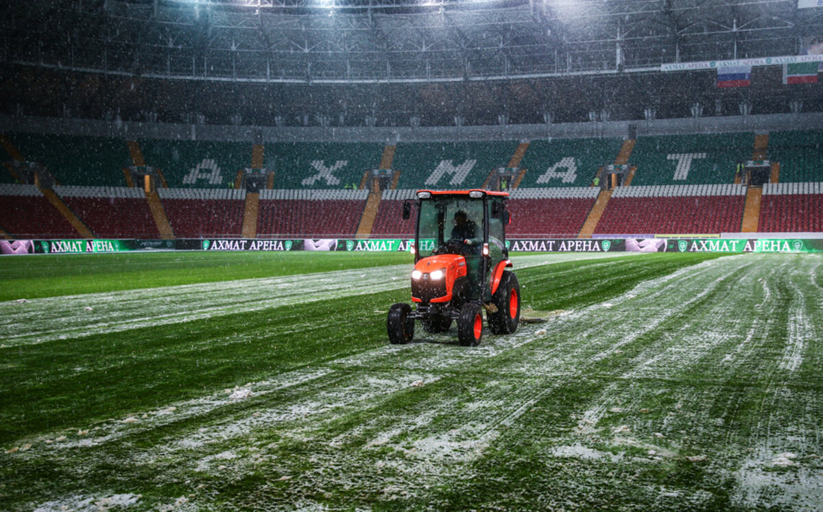 Понятно было сразу, о чем будет говорить Слуцкий. фото: rubin-kazan.ru