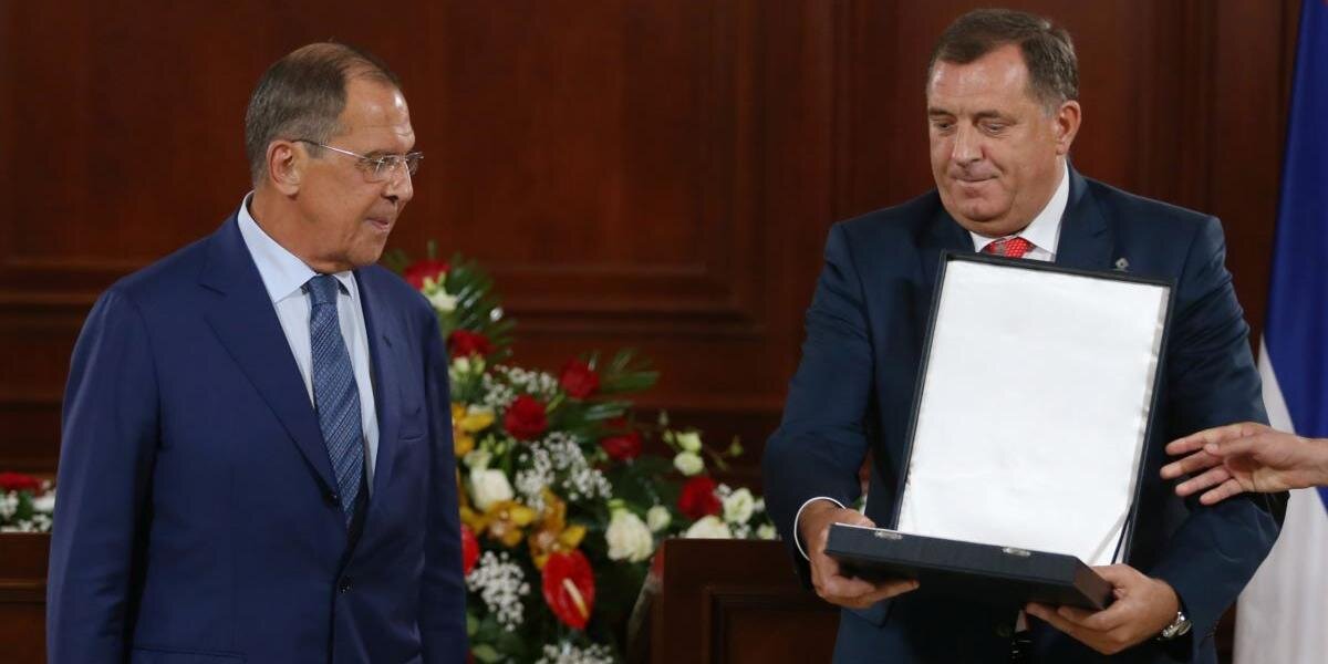Тот самый подарок Лаврову