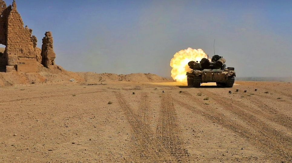 Т-90 в районе Пальмиры. Фото сирийского агентства Sana.