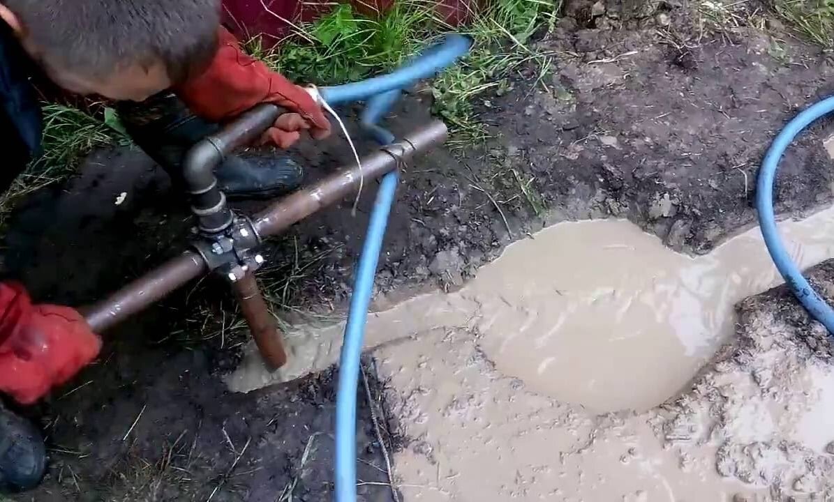 Часть 1. Ручное гидробурение скважины на воду.