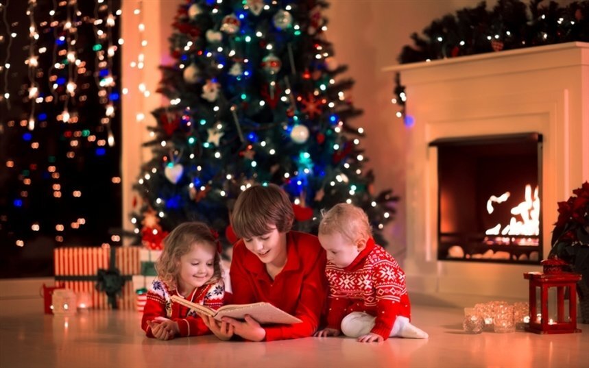 Источник фото: https://miridei.com/idei-dosuga/kakuyu-knigu-pochitat/top10-detskih-knig-pro-novyj-god-i-rozhdestvo/