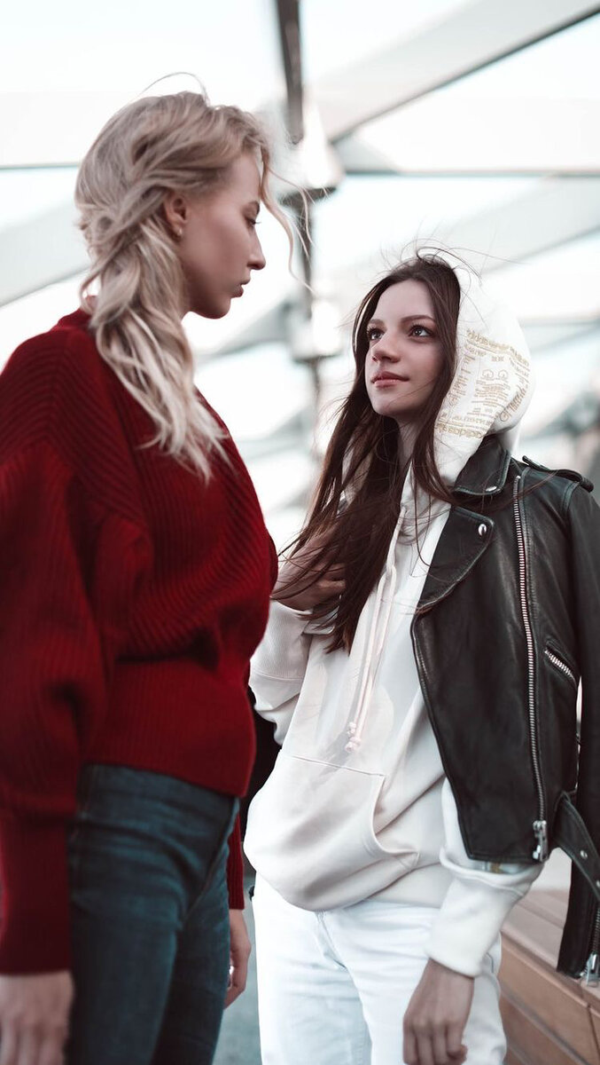 я на фотосессии с сёстрами Михайлец, давно.