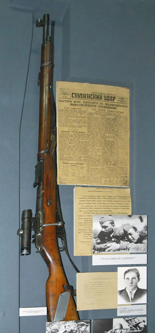 Винтовка В. Г. Зайцева в экспозиции Волгоградского музея обороны Сталинграда