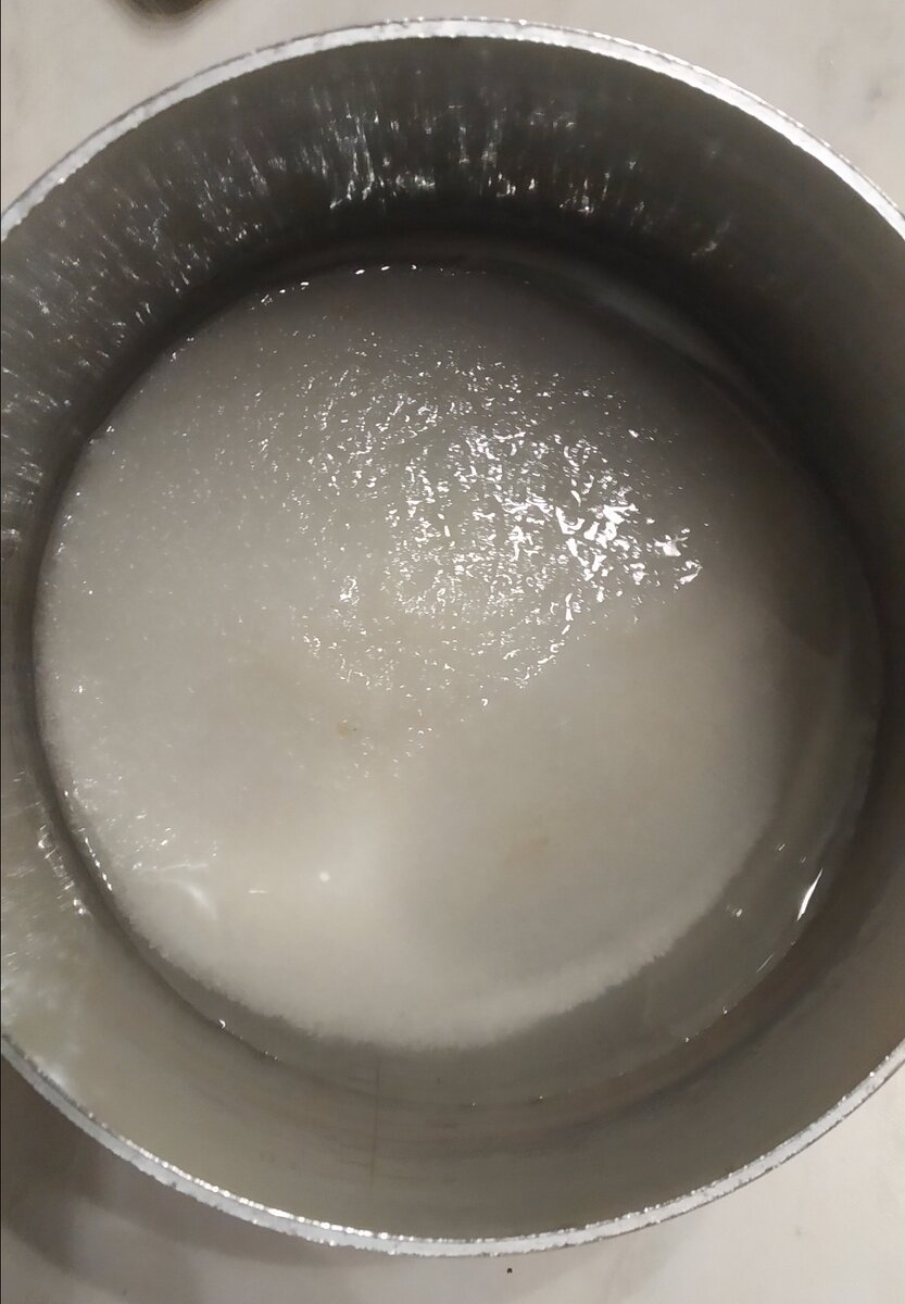 Вода и сахар