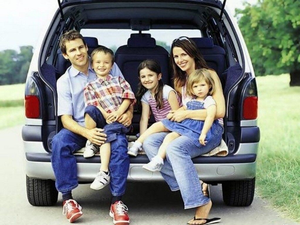 Семейный автомобиль многодетным семьям