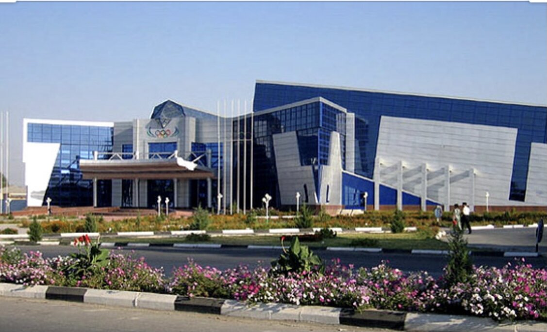 А это современная Фергана, все чинары вырубили 😌