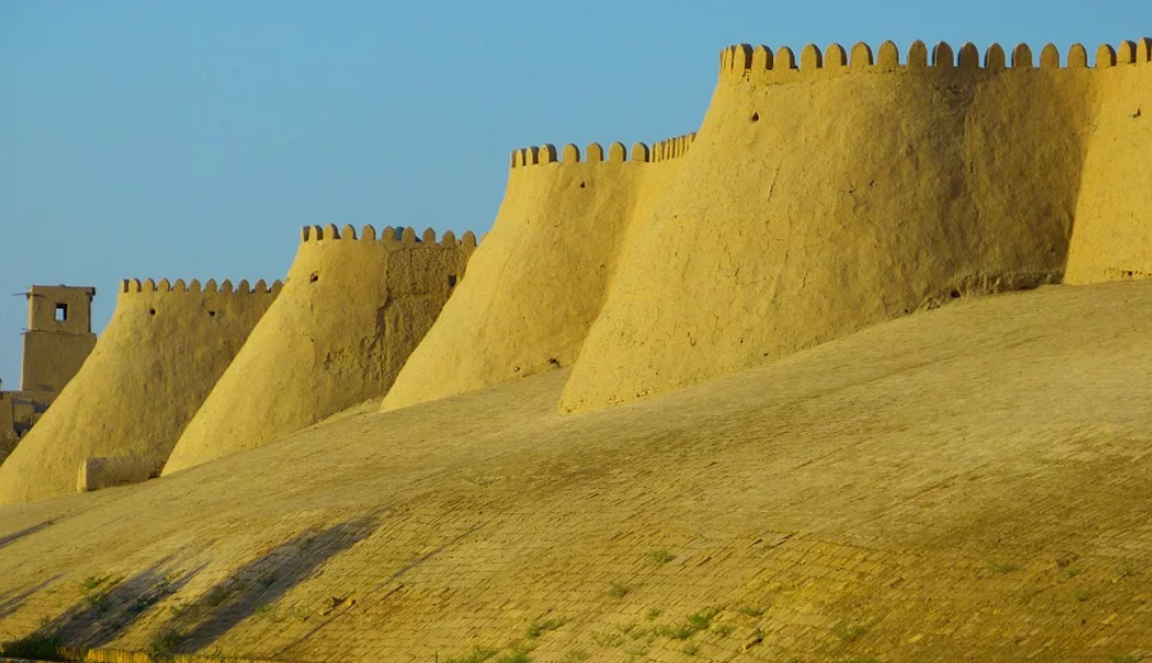 Стены помнят многое. И многих 