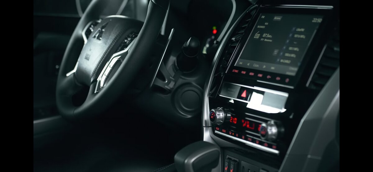 Обновленный Mitsubishi Pajero Sport 