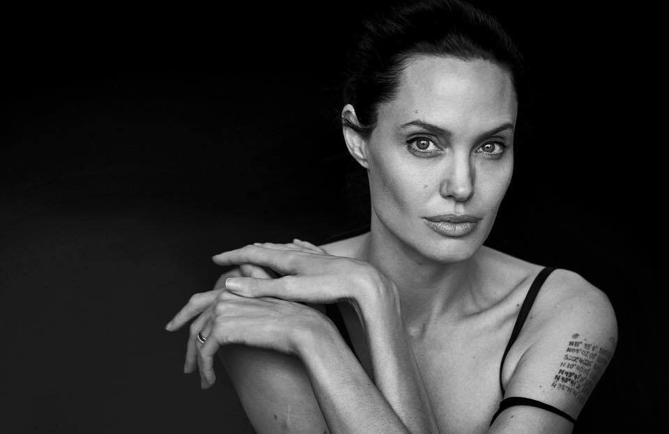 Источник фото: Страница поклонников звезды в facebook.com/ Angelina Jolie.