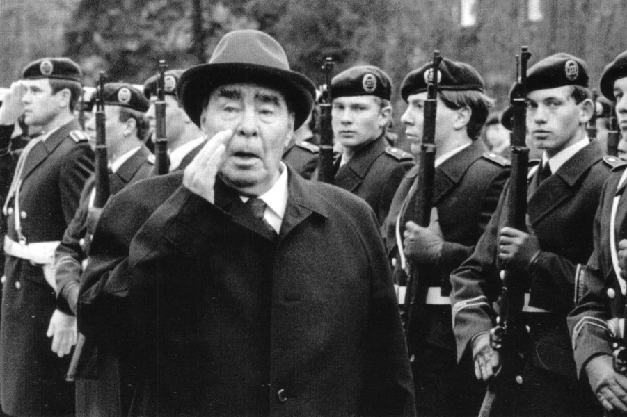 Брежнев во время визита в Германию, 1981