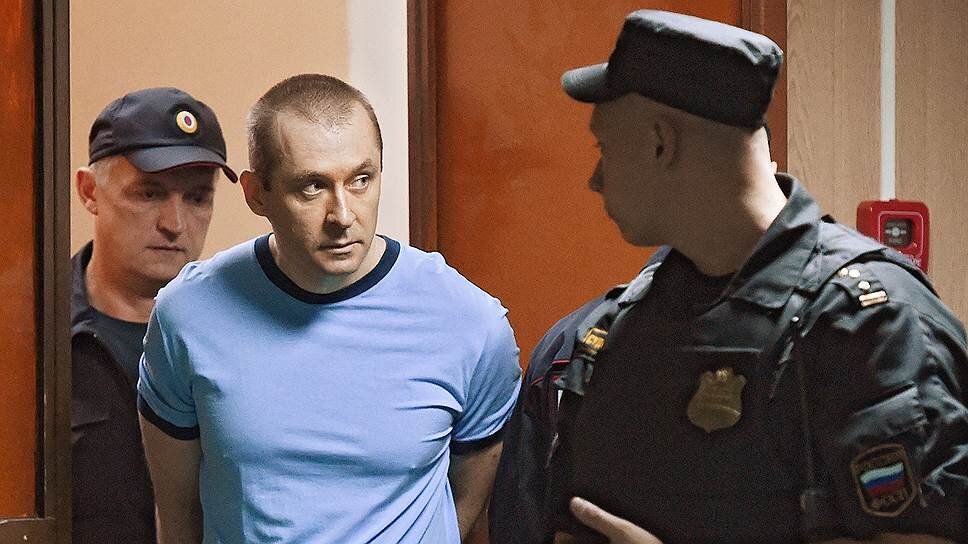 Полковник Захарченко, следствие выявило у него собственности на 9 млрд. рублей. Фото из открытого источника. 