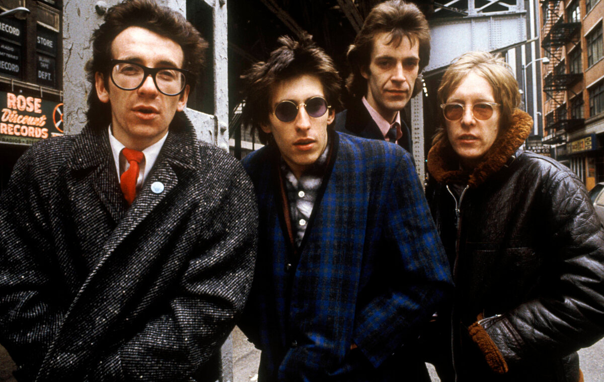 Elvis Costello & the Attractions: Элвис Костелло, Пит Томас, Стив Наив, Брюс Томас. Фото:rollingstone.com