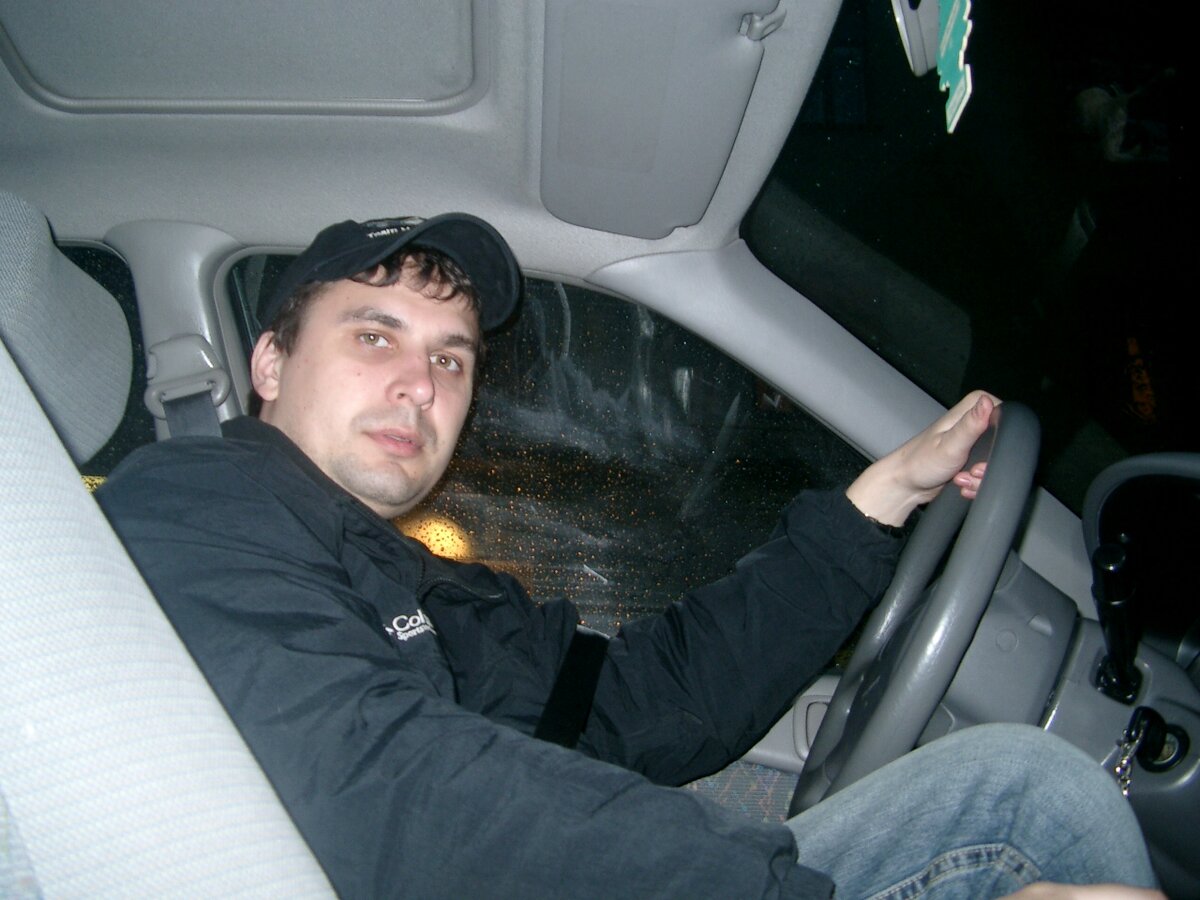 В первый день после покупки в 2004 г. Еще не во всем разобрался.