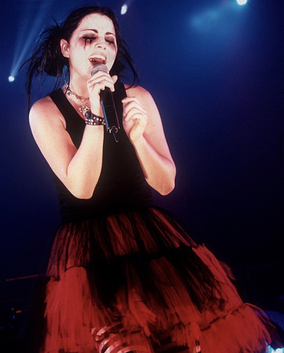 Amy Lee by Paul Harries
