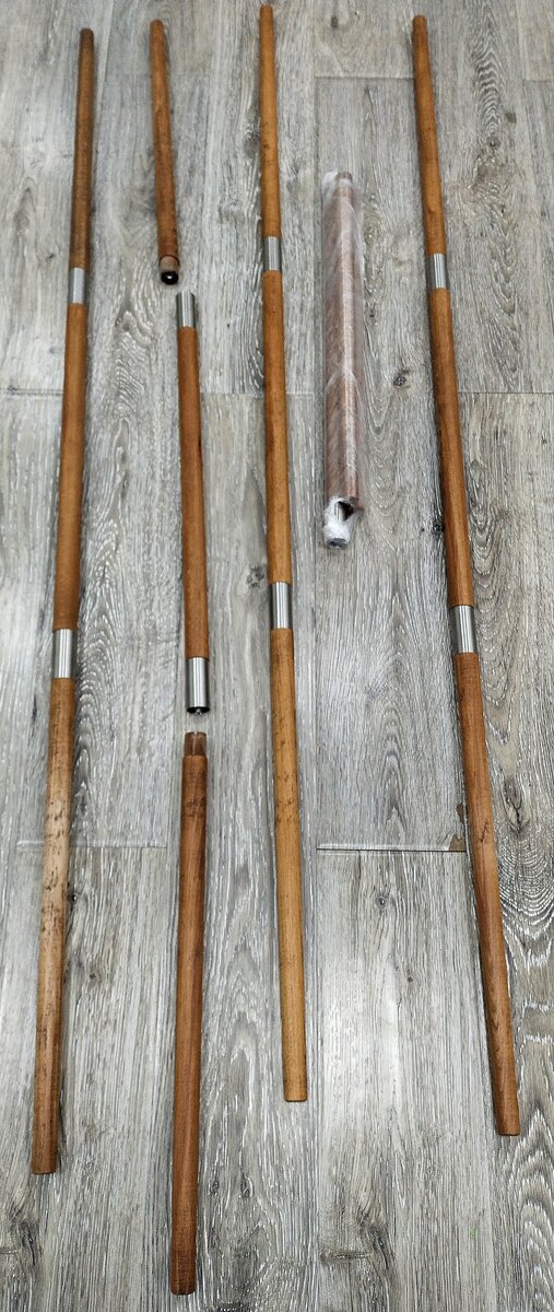 Разборное бо шест для занятий Кобудо, шест состоит из трёх частей, каждая из которых закручивается по резбе и удерживается металлической гильзой. очень удобно перевозить и транспортировать такой шест, компактный и удобный. Получили заказ из Воронежа от Евгения изготовителя инвентаря для Кобудо. Спасибо за отличное качество изготовления. #кобудо #нунтяку #上地流 Budopass.com Uechi ryu karate 龍敏道場 Ryubin dojo #Uechi #UechiryuRussiaHozonkai #Sanseiryu #kata #bunkai #shoken #Okinawan #karate #kodokan  #hasamiхасами #бункайсансэйрю #кумитэбошикен #бункай #хозонкай #haraiukegeri #wauke #Nahate #wauke #mawashiukewaves #Sanchin #bo #nigirigami