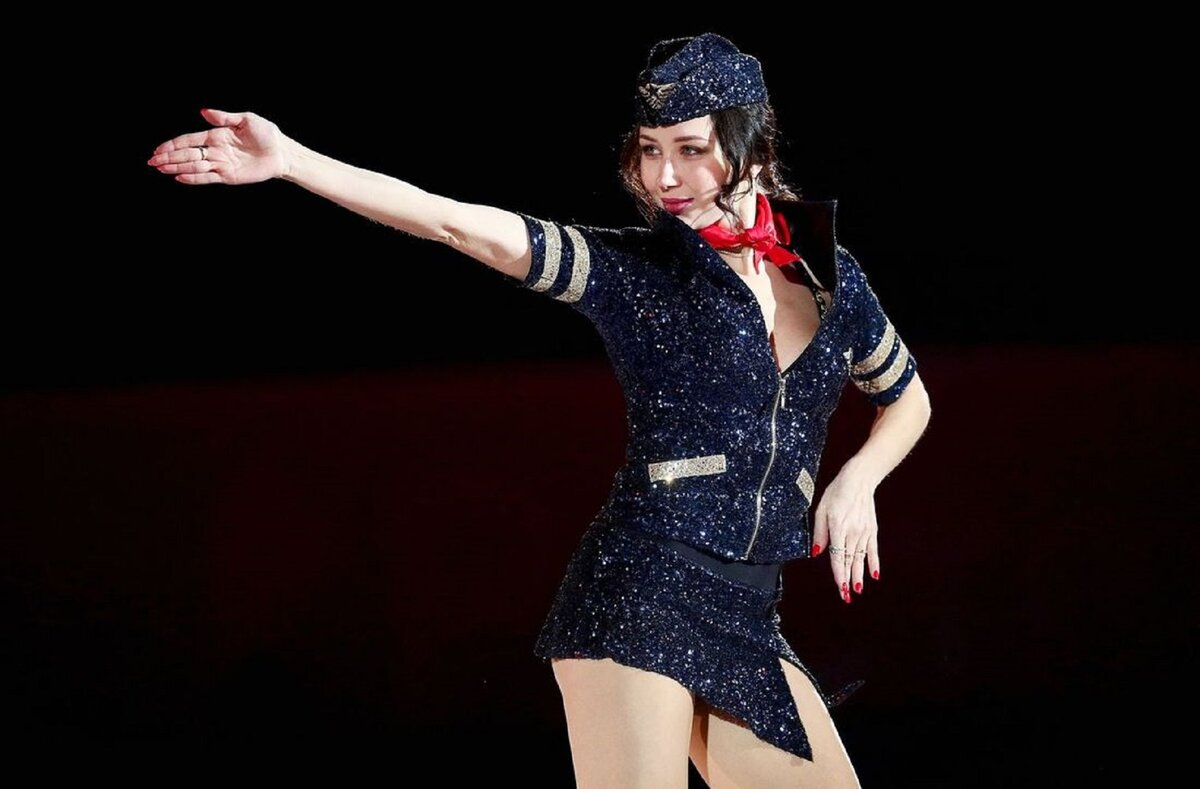 Лиза Туктамышева в показательном номере. Источник: https://sportmail.ru/news/figure-skating/49391784/gallery/7951140/
