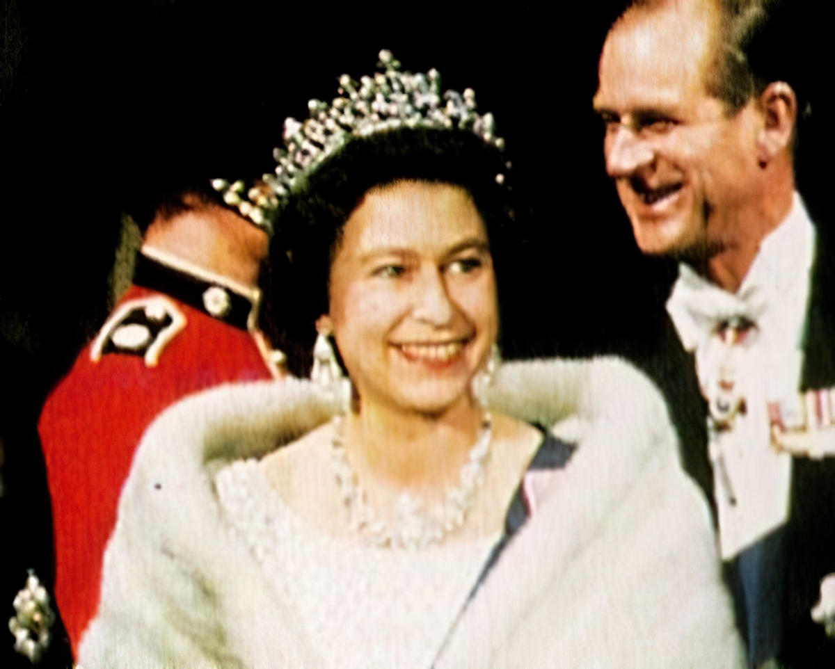 Королева Елизавета II в тиаре Планкетов