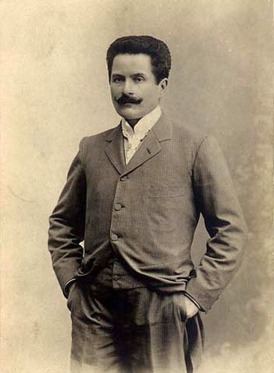 Николай Николаевич Фигнер, выдающийся русский оперный певец, первый в истории Герман в опере Чайковского "Пиковая дама", для кого композитор и писал эту оперу. Первый в истории Водемон в опере Чайковского "Иоланта". И эту оперу Чайковский писал в расчете именно на его талант. Солист Его Императорского Величества Русского Царя.