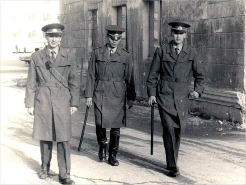 Стандартный патруль в СССР.