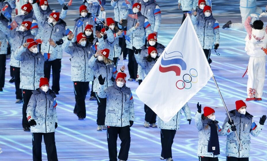    Российские олимпийцы на церемонии открытия Игр-2022 в Пекине. Фото: Reuters