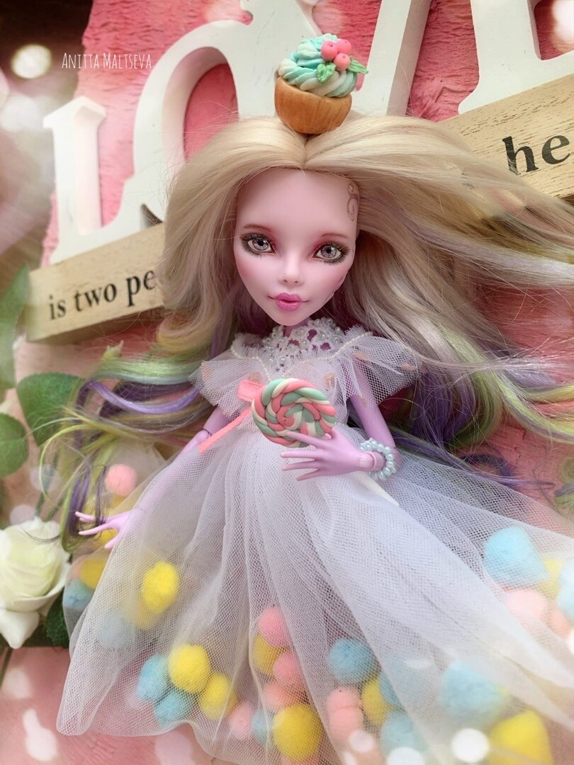 Девочка-конфетка