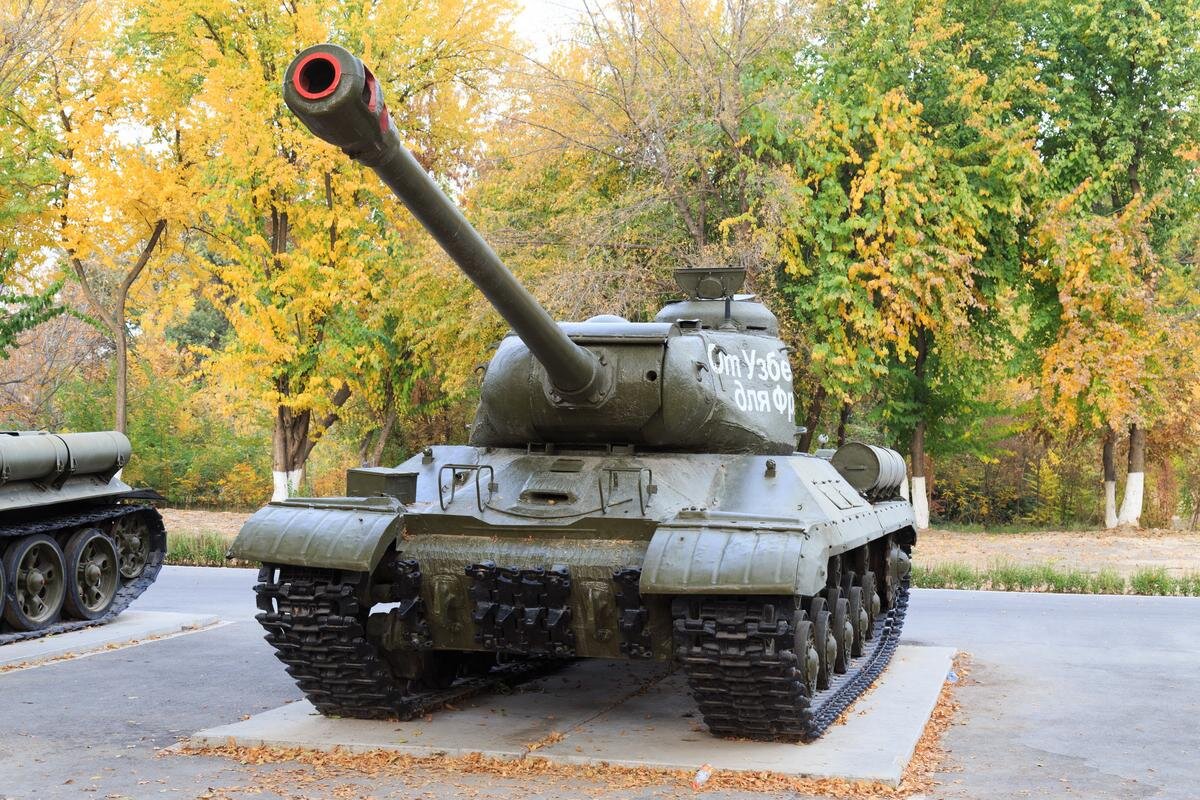 Про танк ис. Танк ИС-2. Танк ИС-2 (Иосиф Сталин). Танк Иосиф Сталин. Танк ИС 2 2.