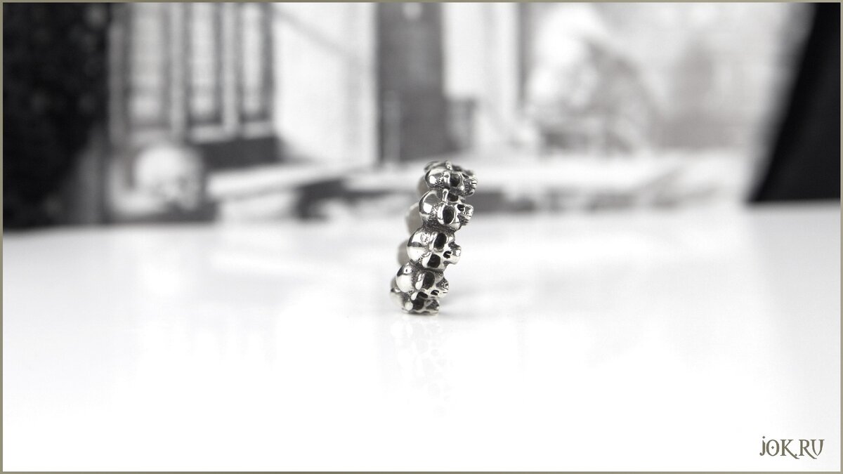 стильные кольца с черепами - банда из десяти черепов  joker-studio.ru