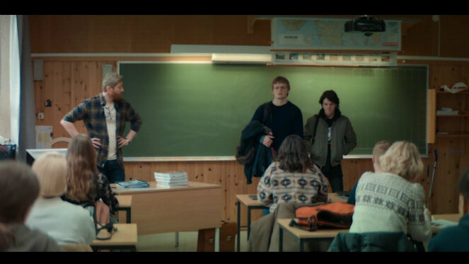 Кадр из сериала "Рагнарёк".